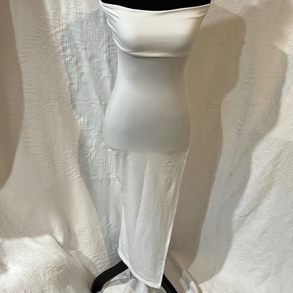 Blush Mark rose Eden white split‎ hem dress, NWT